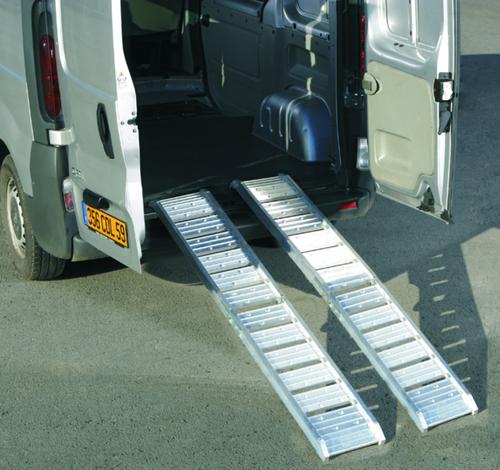 RAMPE DE CHARGEMENT PLIABLE