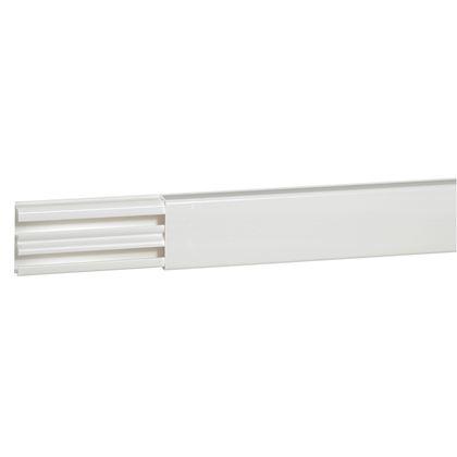 MOULURE PVC BLANC AVEC CLOISON 2M