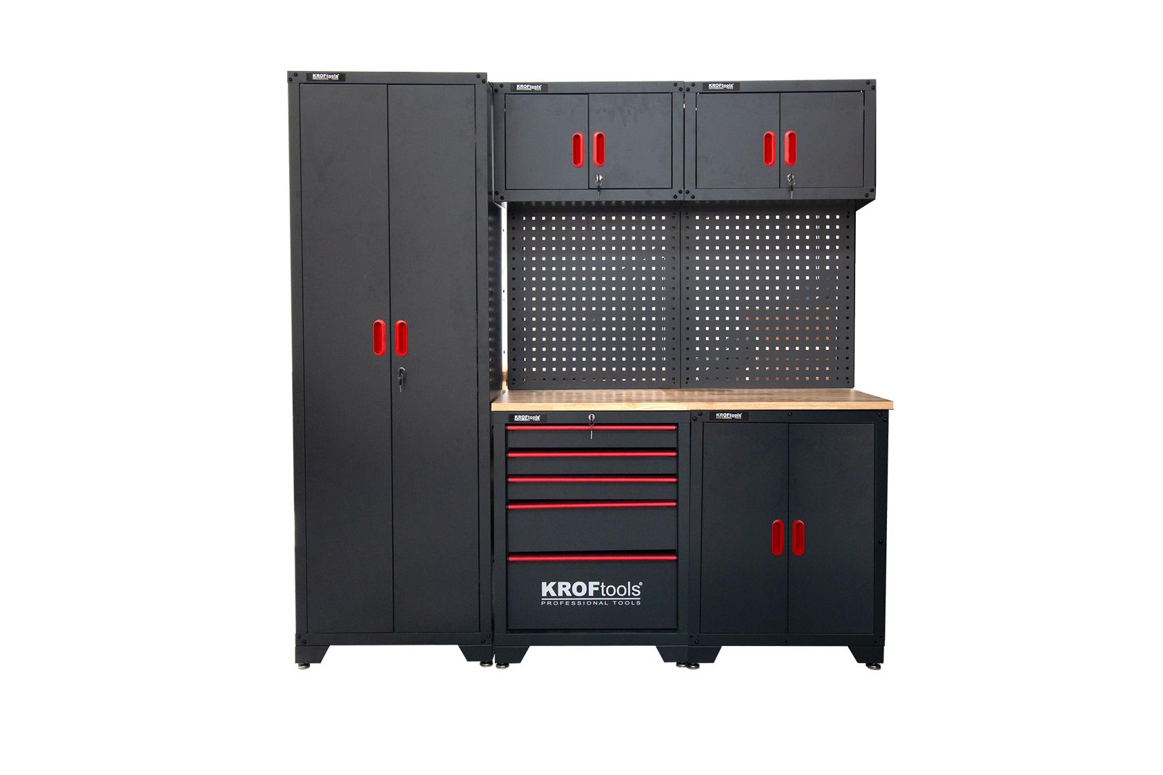 ENSEMBLE DE MOBILIER D'ATELIER