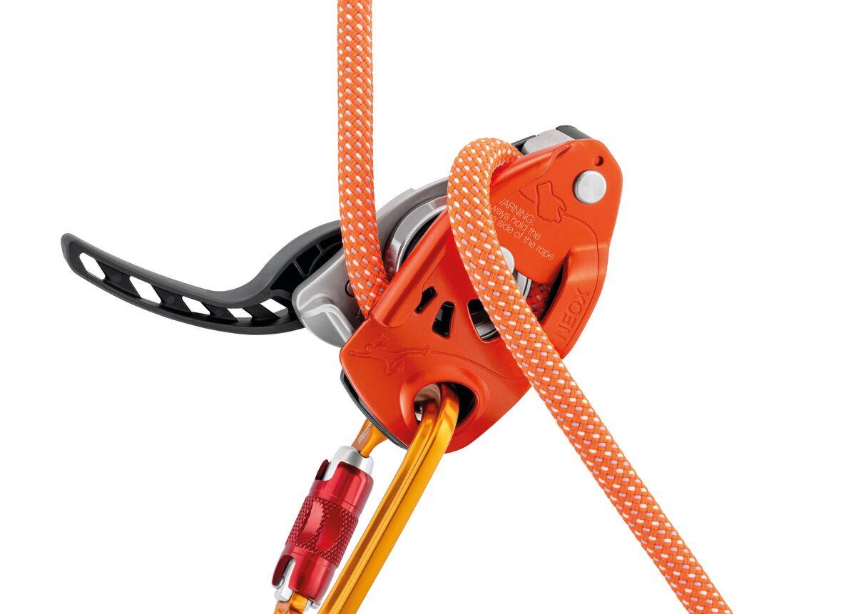 Assureur avec blocage assisté par came PETZL NEOX®