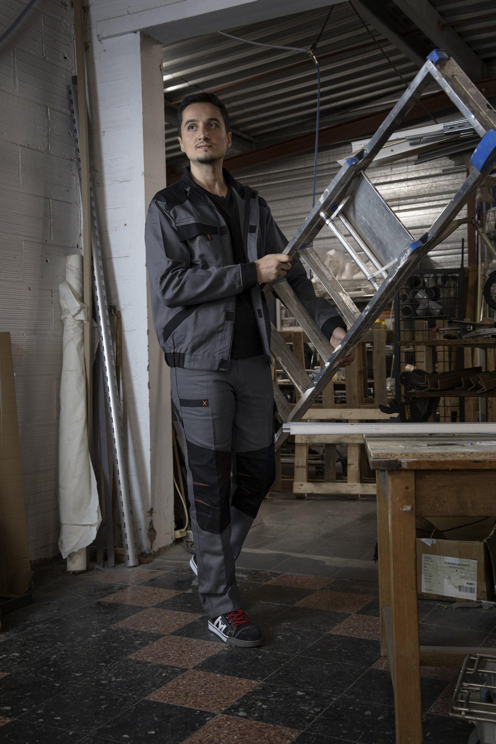 BLOUSON BICOLORE GRIS/NOIR TAILLE 2 A 7